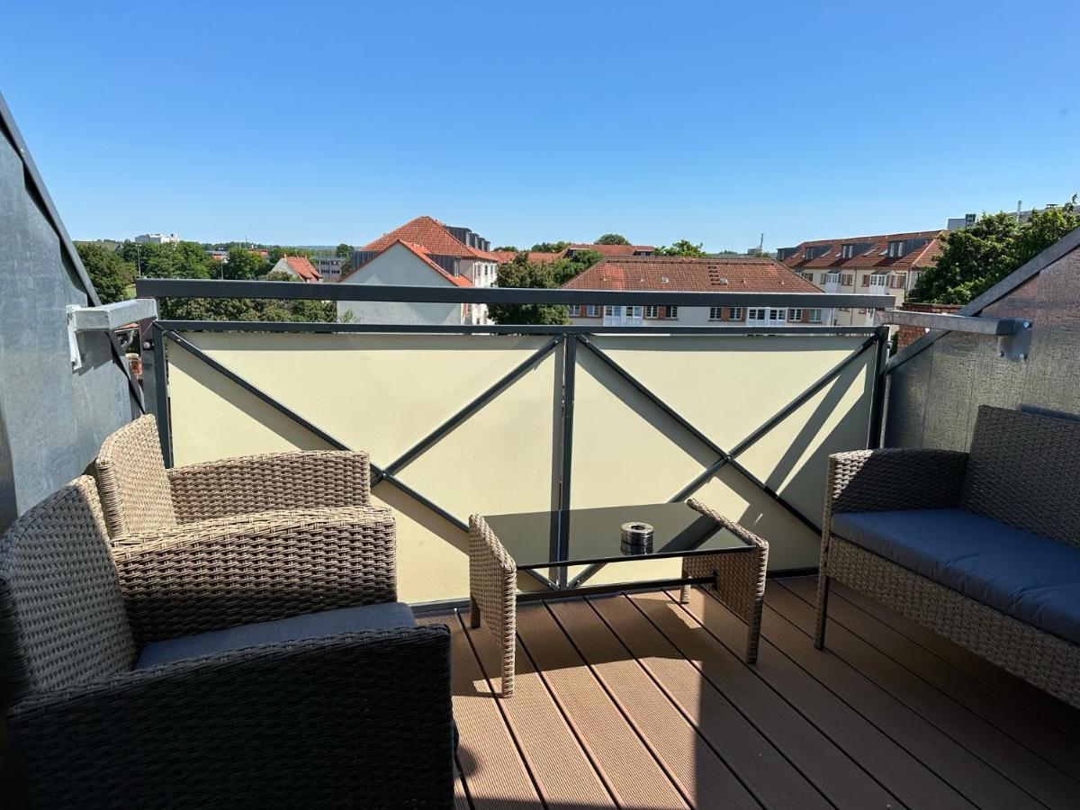 Gemuetliche Neurenovierte Dachgeschosswohnung Erfurt Buitenkant foto