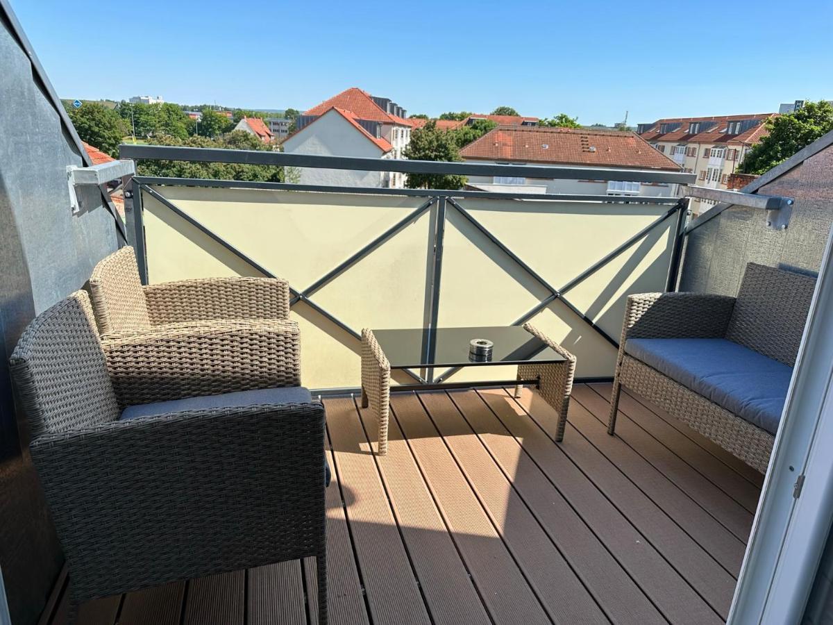 Gemuetliche Neurenovierte Dachgeschosswohnung Erfurt Buitenkant foto