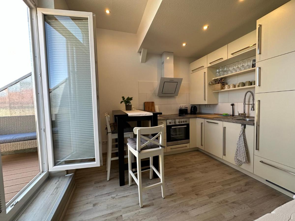 Gemuetliche Neurenovierte Dachgeschosswohnung Erfurt Buitenkant foto